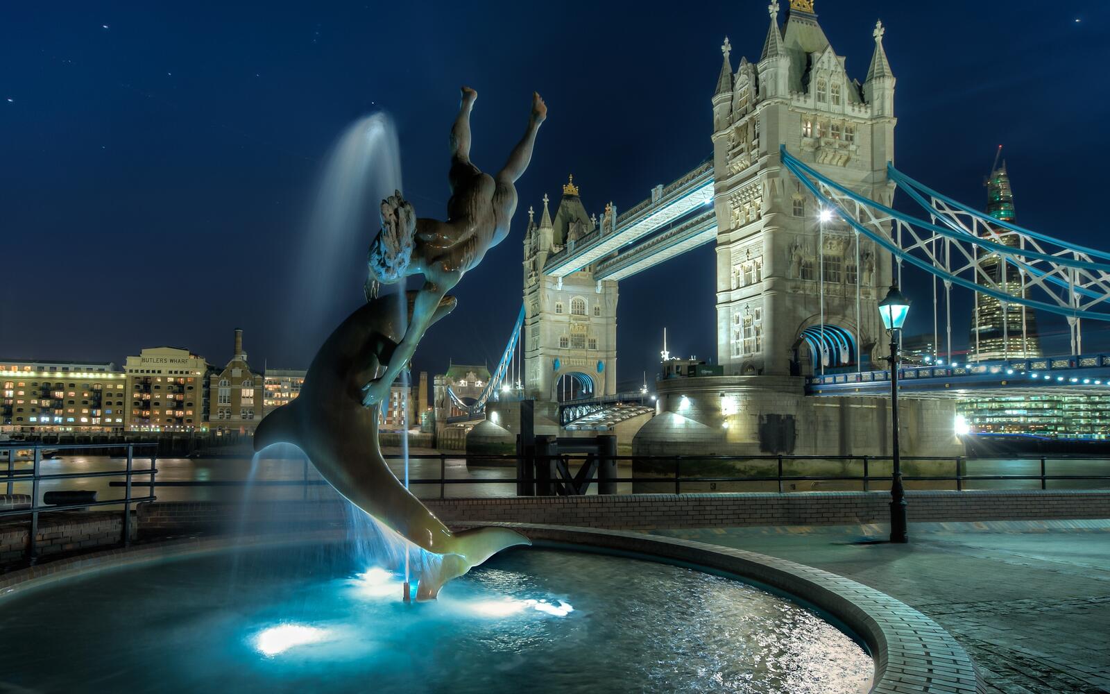 Обои Лондон ночь фонтан на рабочий стол