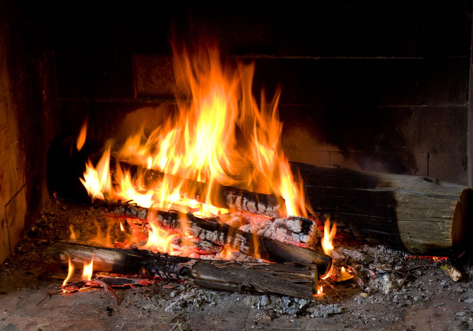 Wallpapers fire fireplace bonfire on the desktop