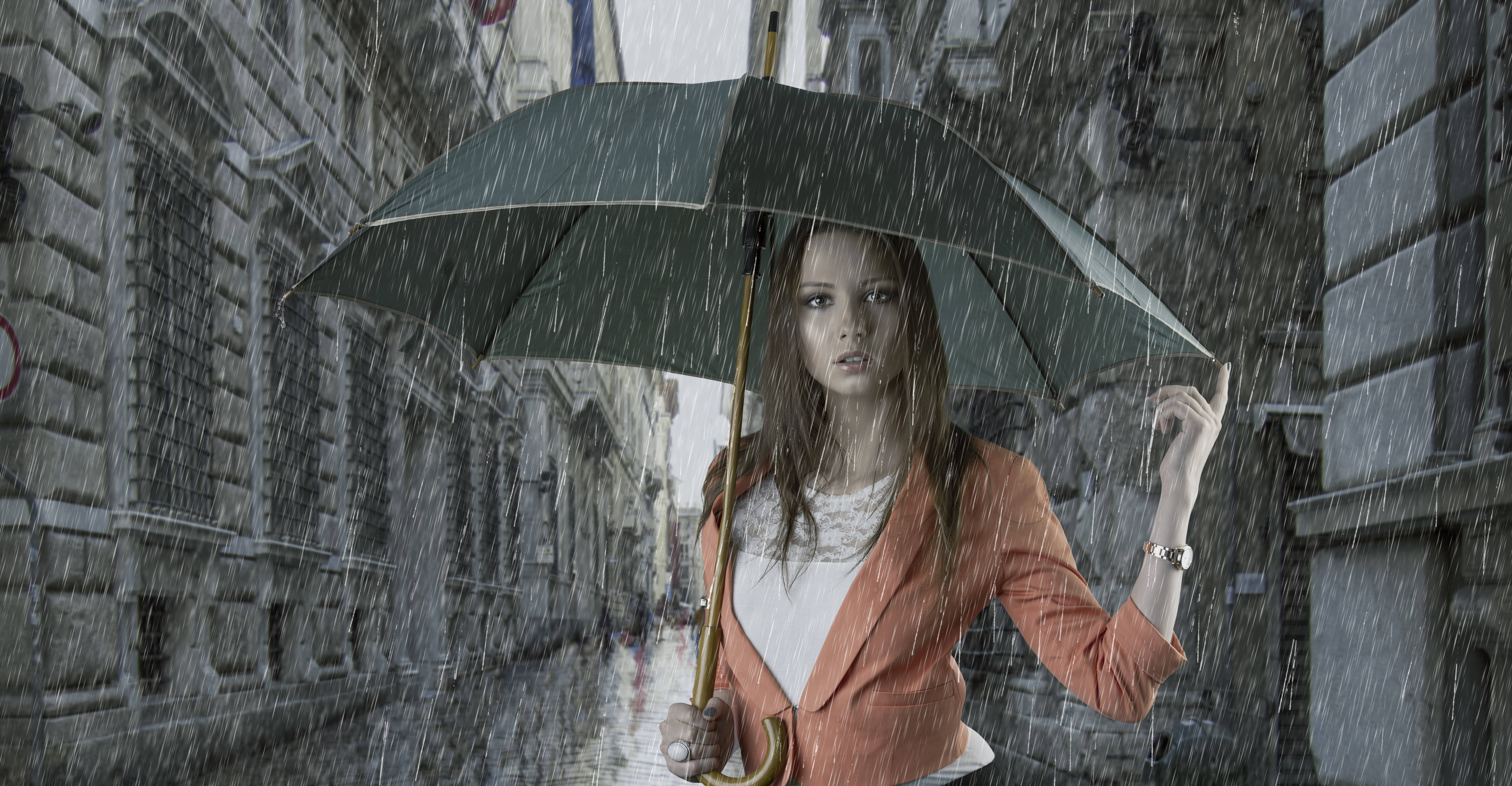 桌面上的壁纸雨中的女孩 雨水 伞