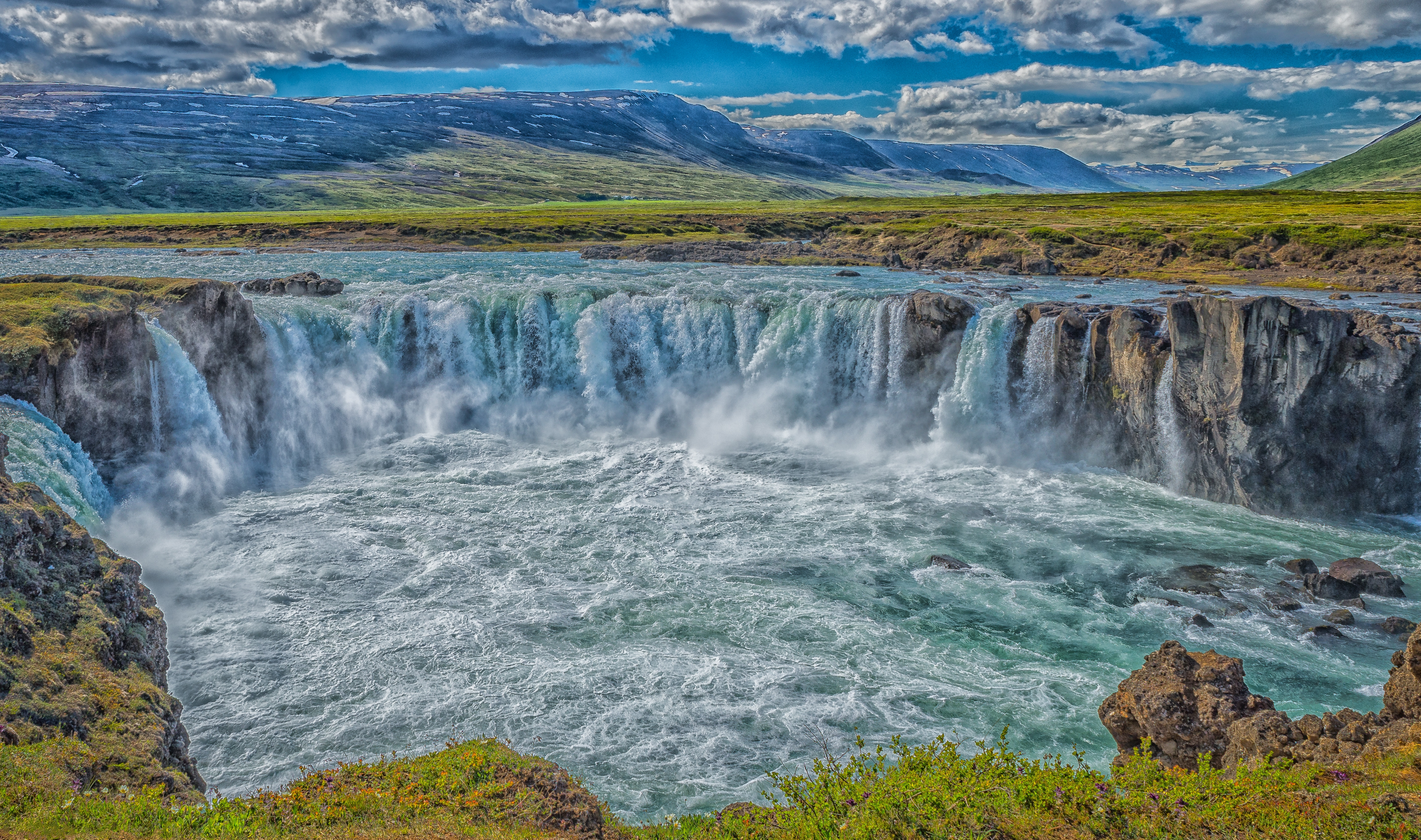 Wallpapers Godafoss Iceland waterfall on the desktop