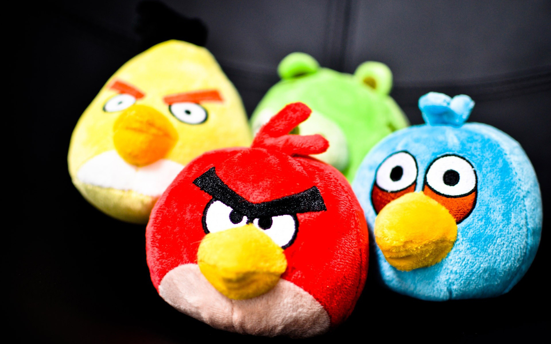 Wallpapers soft toys angry birds evil birds on the desktop