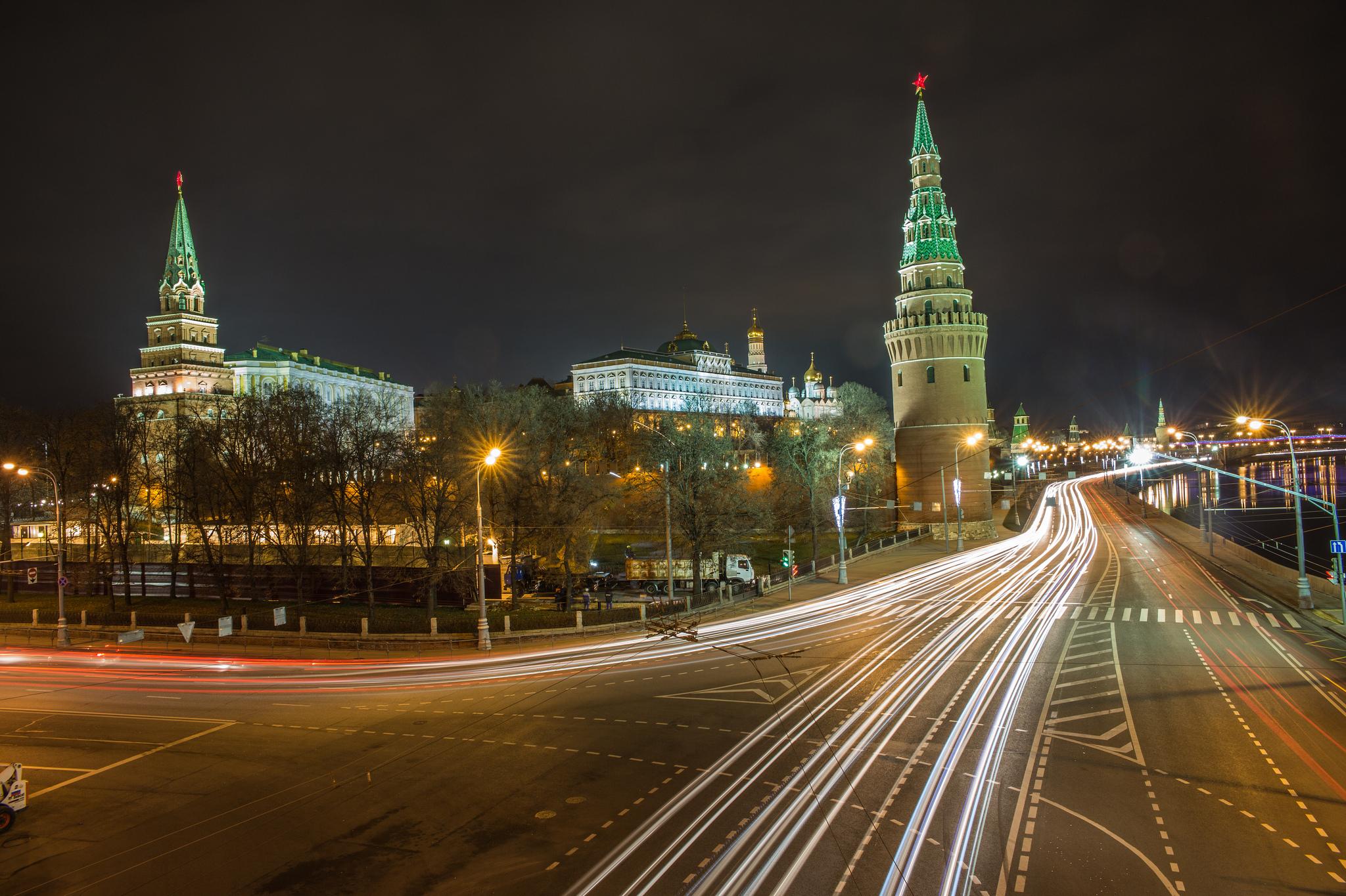 Москва ночь Кремль огни