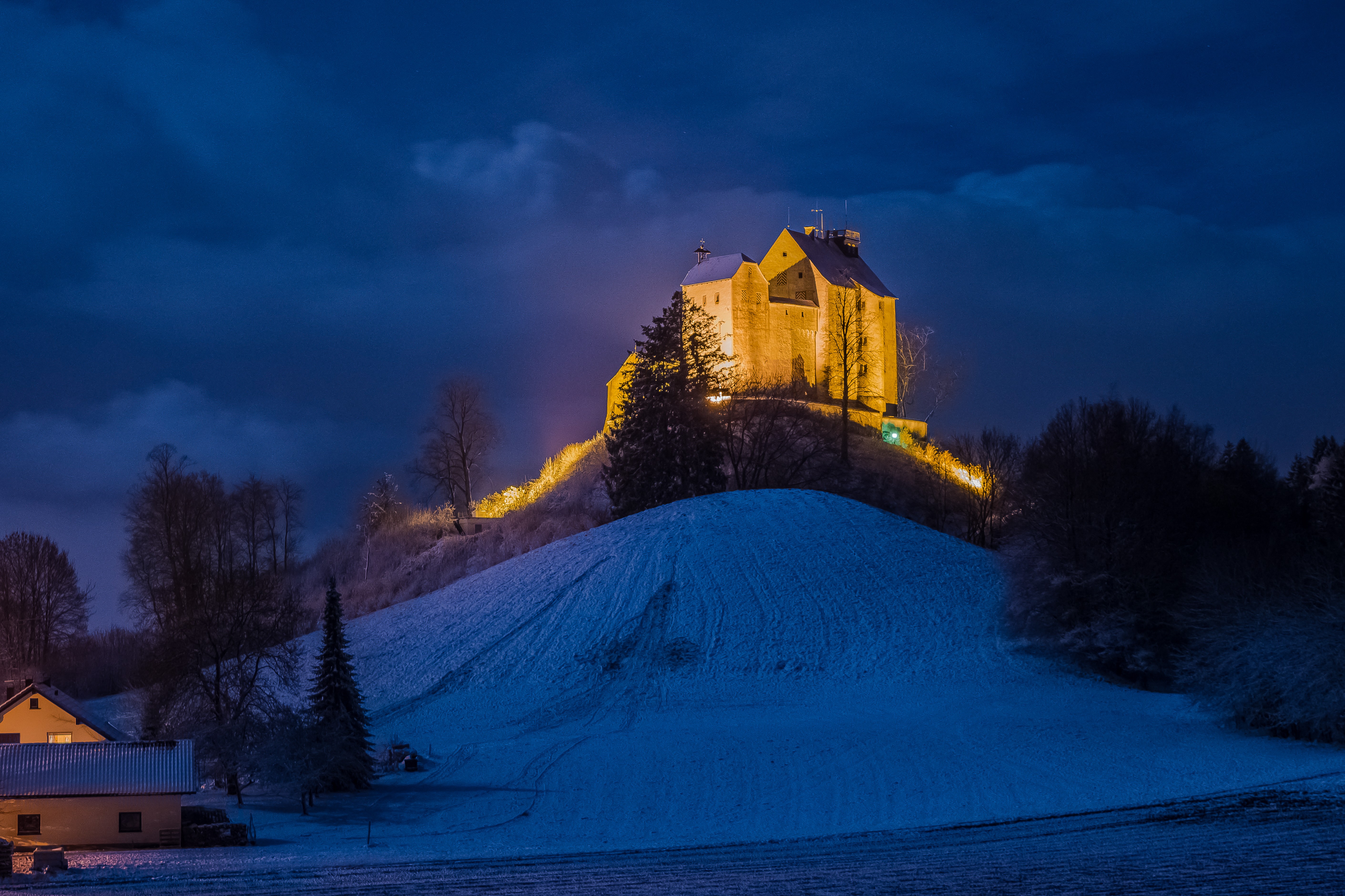 Фото бесплатно Замок Вальдбург, Германия, ночь