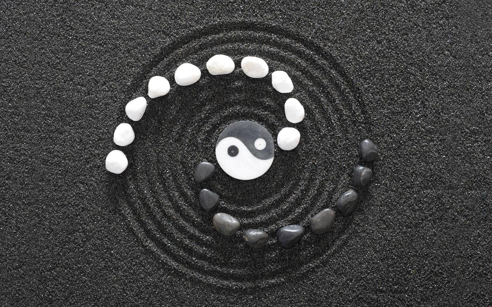 Wallpapers sign of yin yang pebble sand on the desktop