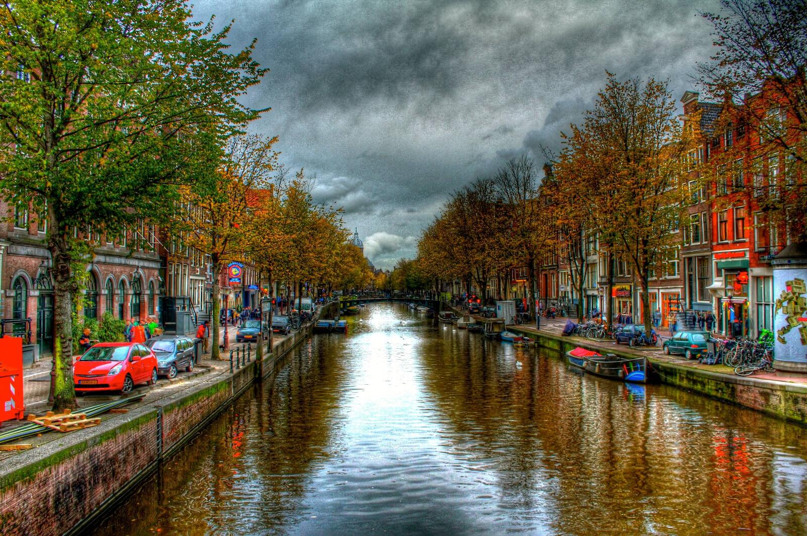 Обои Голландия канал расположен в провинции Северная Голландия на рабочий стол