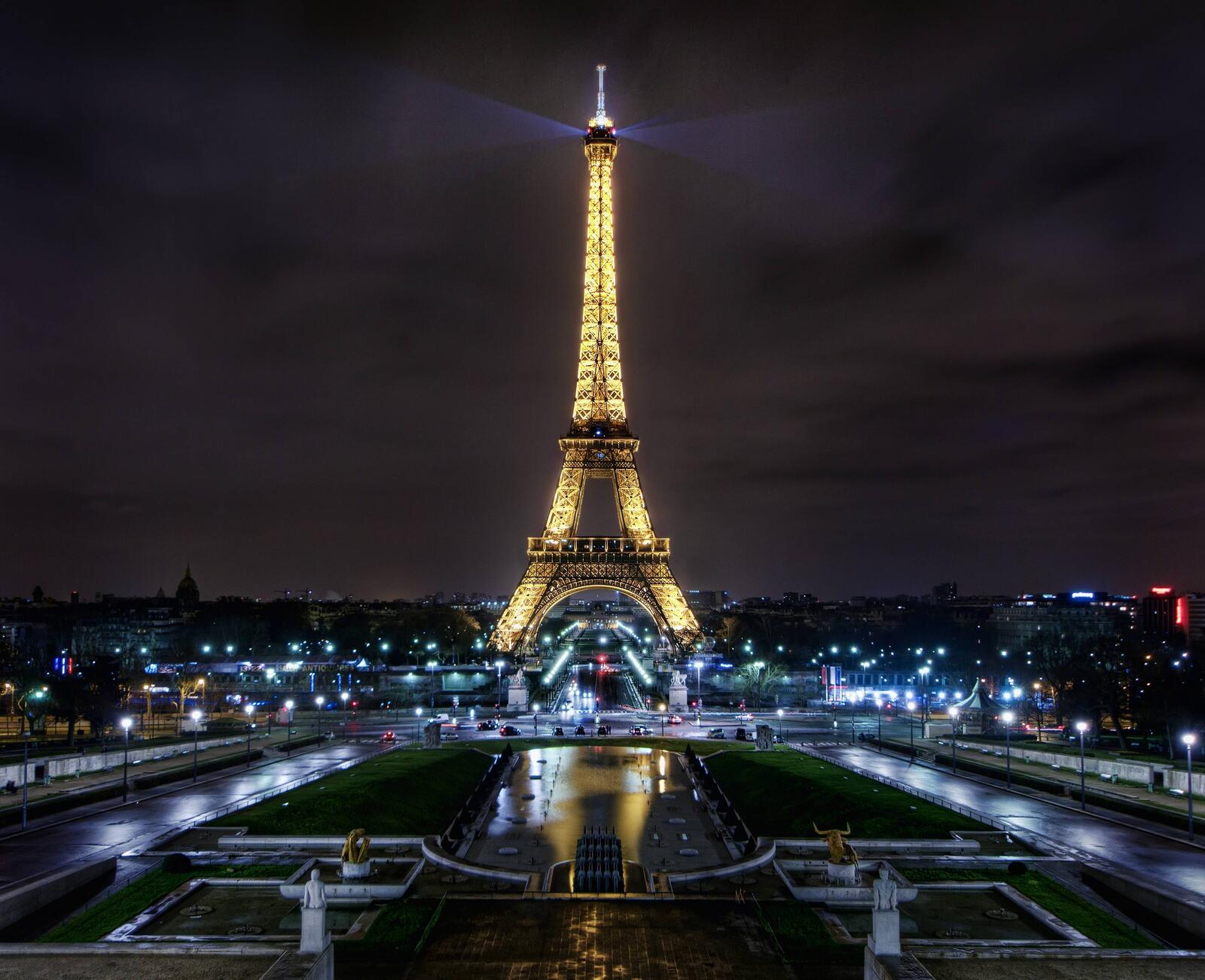 Обои городской пейзаж освещение Франция на рабочий стол