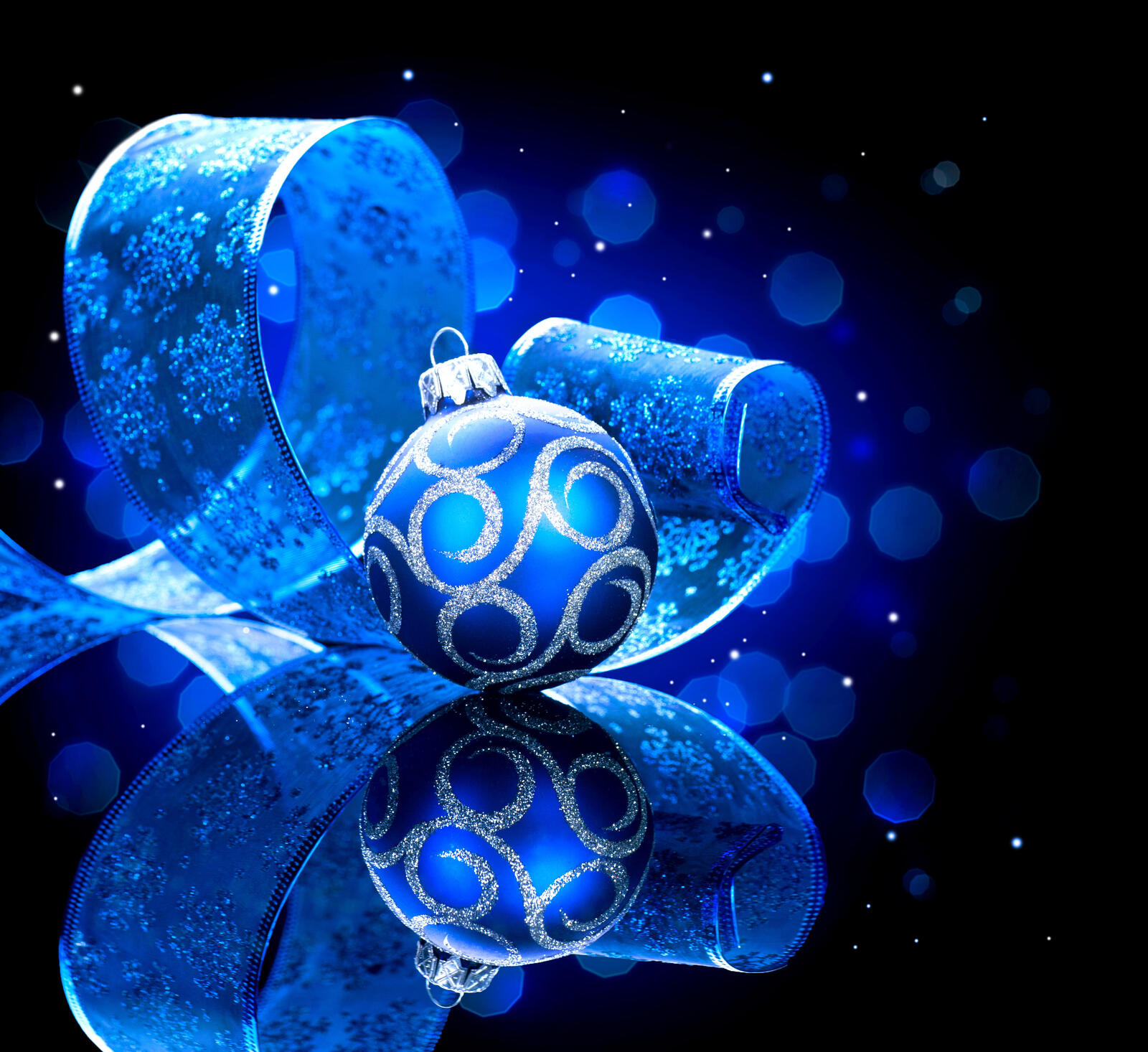 Wallpapers elements toys Christmas tree on the desktop
